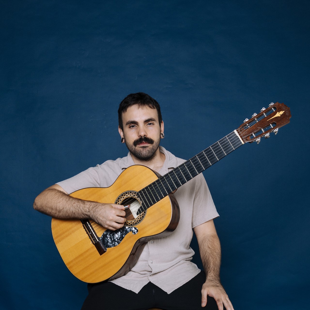 LUCA FRAZÃO: SOL-FORA