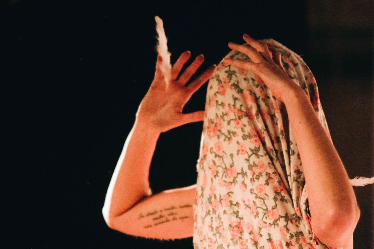 Janaína Leite: Feminino Abjeto